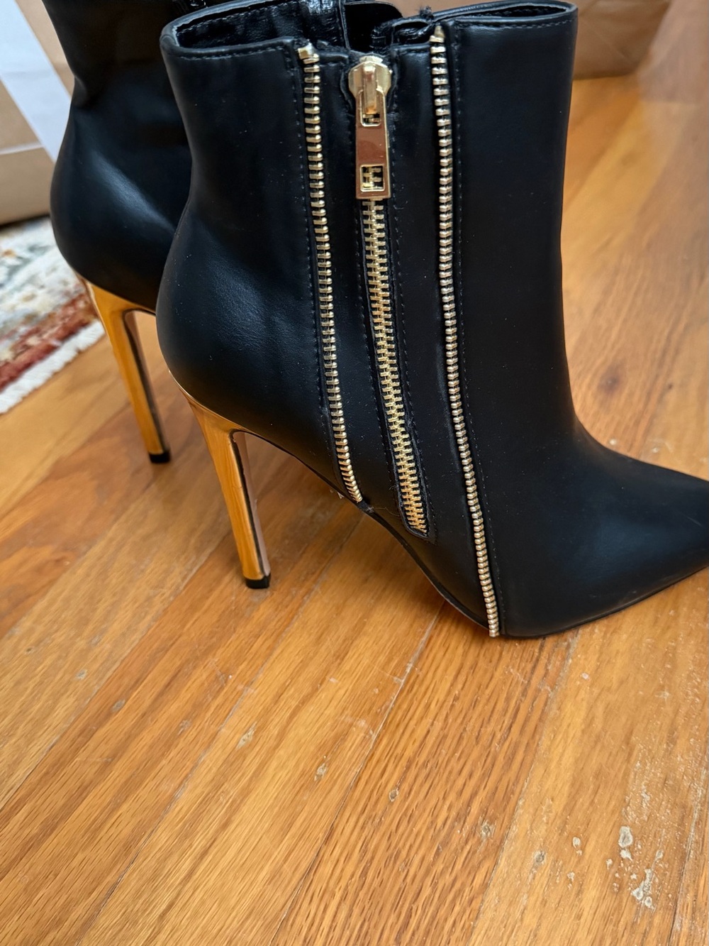 Catherine Malandrino women’s Size 7 Black Faux Leather Gold Heel Booties NWB